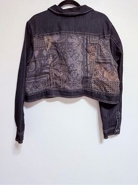 Rocawear Black Denim Trucker Jacket with Patterned Yoke